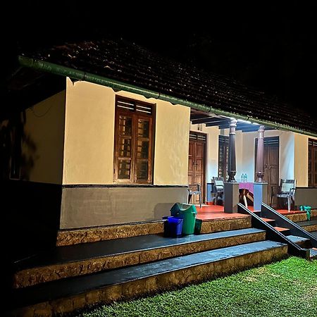 Green Mansion Anaviratty Exterior foto