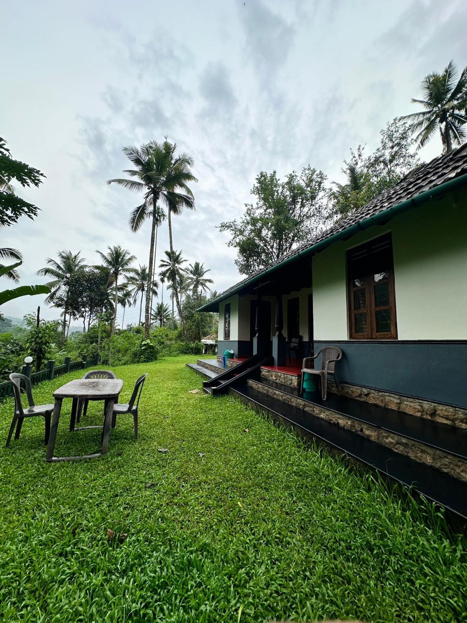 Green Mansion Anaviratty Exterior foto